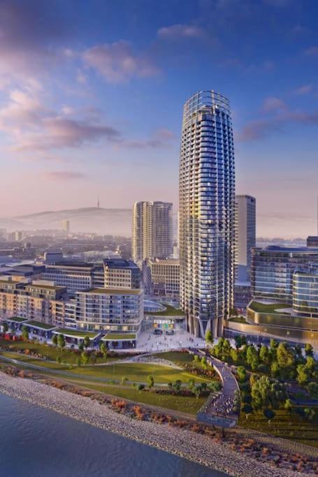 The First Skyscraper In Slovakia Apartment Bratislava Exterior photo