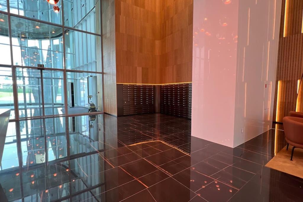 The First Skyscraper In Slovakia Apartment Bratislava Exterior photo
